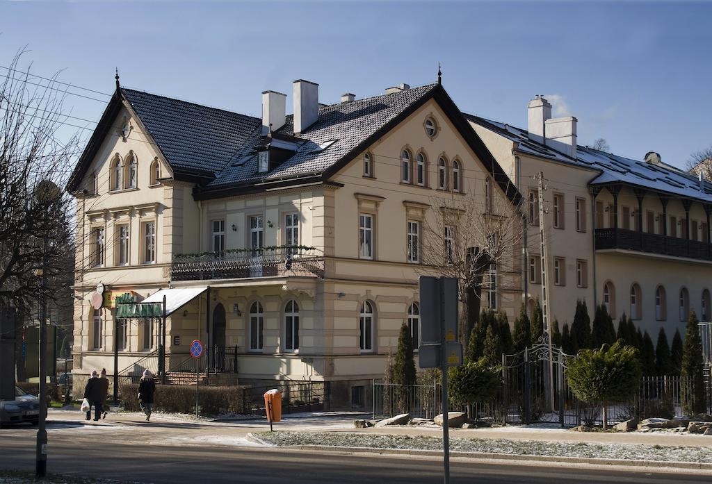 Willa Zuzanna Kudowa Zdroj Exterior photo